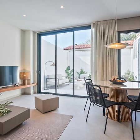 Sitges Spaces Garden Condo-2 Bedrooms, 2 Bathrooms, Garden Terrace, Near Center, Sleeps Up To 6- Monthly Rentals Only Esterno foto