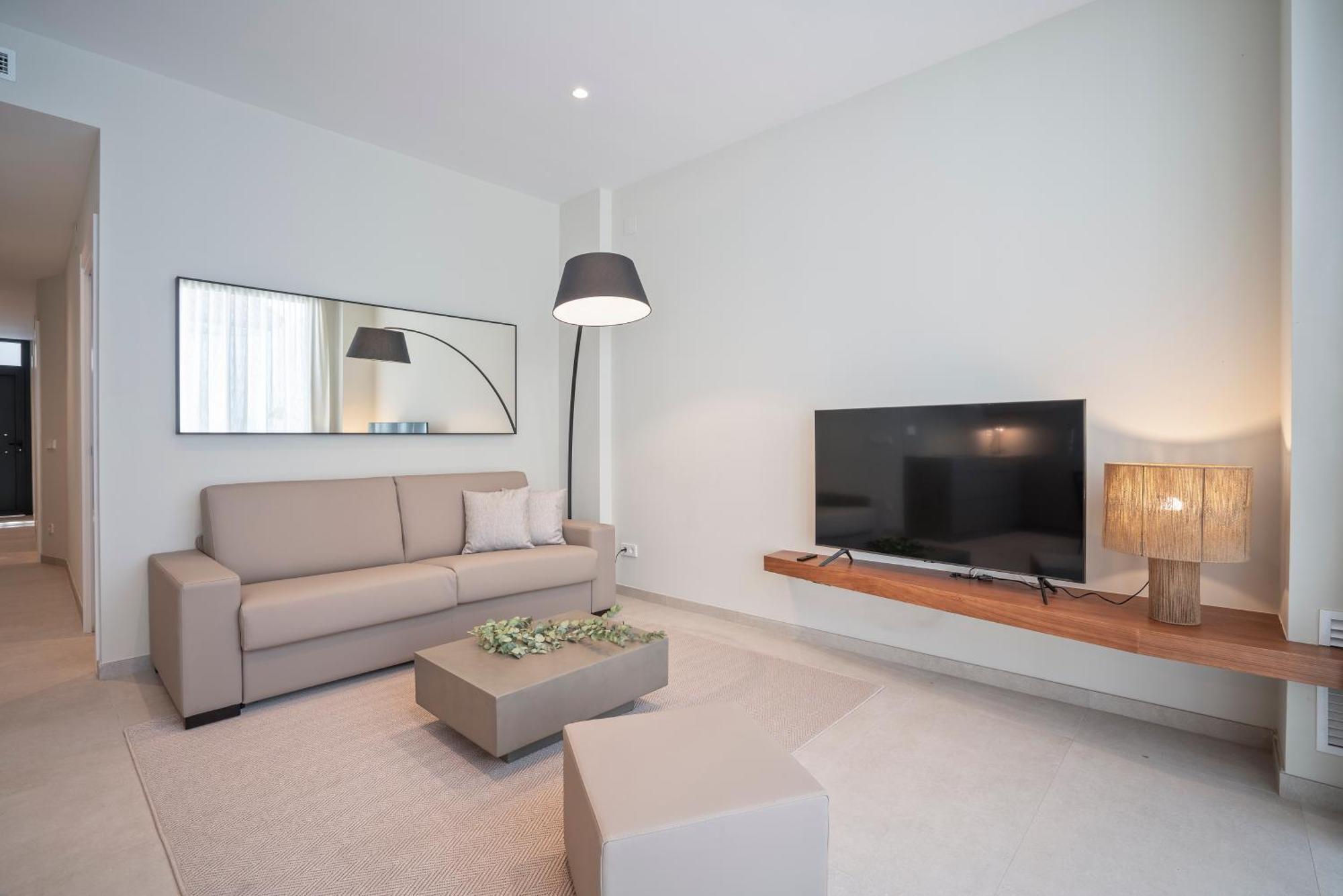 Sitges Spaces Garden Condo-2 Bedrooms, 2 Bathrooms, Garden Terrace, Near Center, Sleeps Up To 6- Monthly Rentals Only Esterno foto