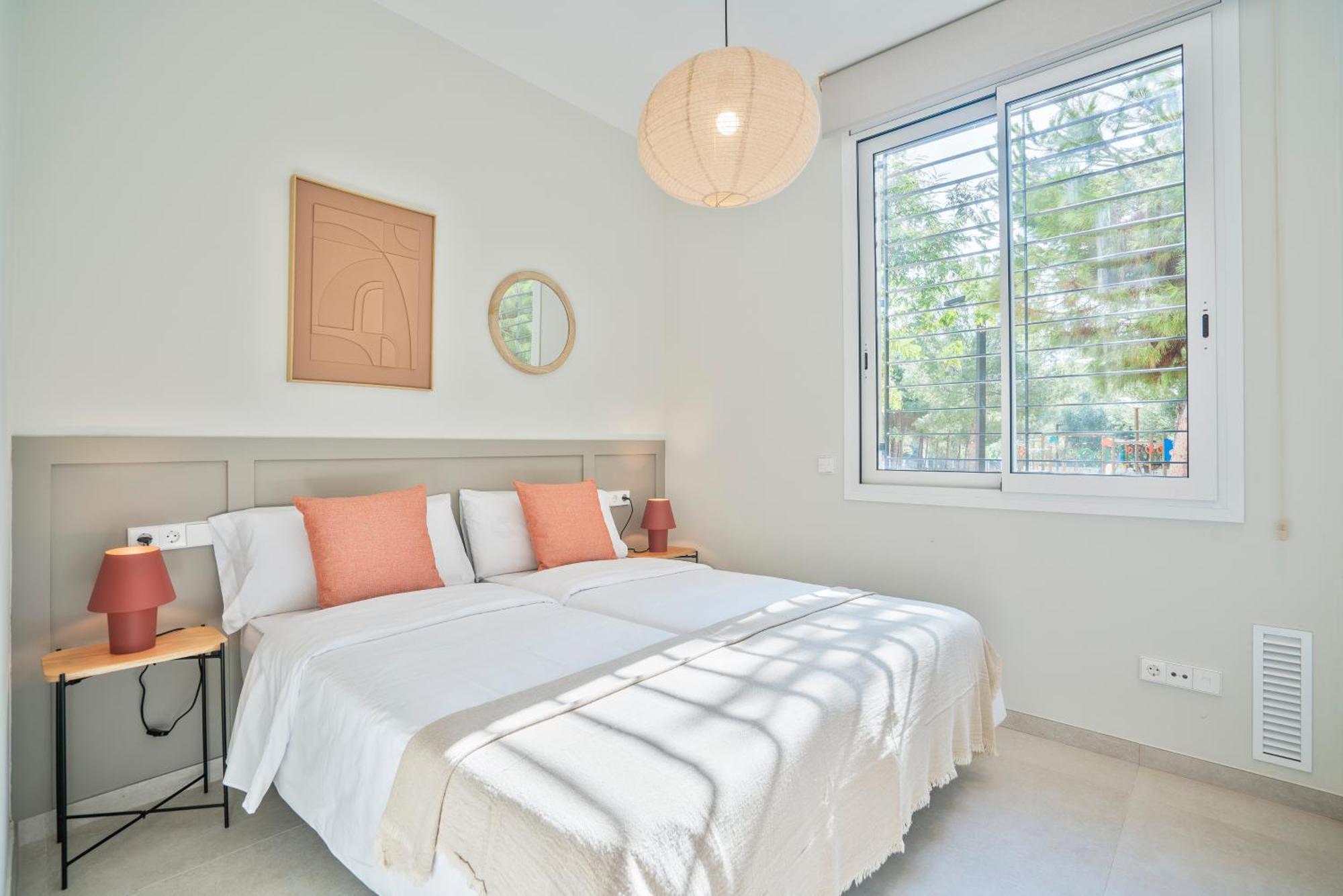 Sitges Spaces Garden Condo-2 Bedrooms, 2 Bathrooms, Garden Terrace, Near Center, Sleeps Up To 6- Monthly Rentals Only Esterno foto